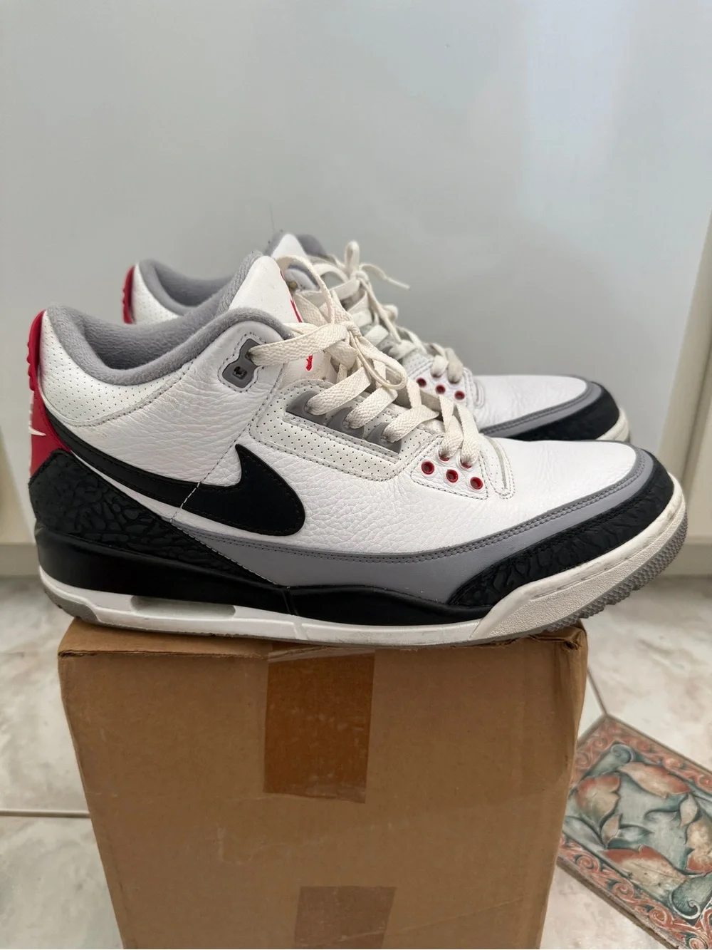 Nike Air Jordan 3 Retro Tinker Hatfield -  Men’s 11.5 - Picture 2 of 9